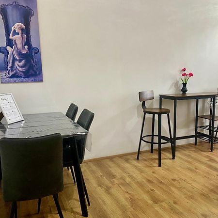 Kael Aparment 03 Apartment Теплице Екстериор снимка